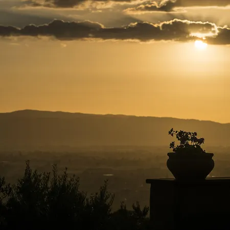 Resort La Quercetta 3*