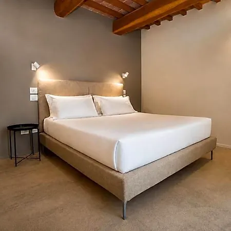 La Quercetta Semesteranläggning (resort) Foligno